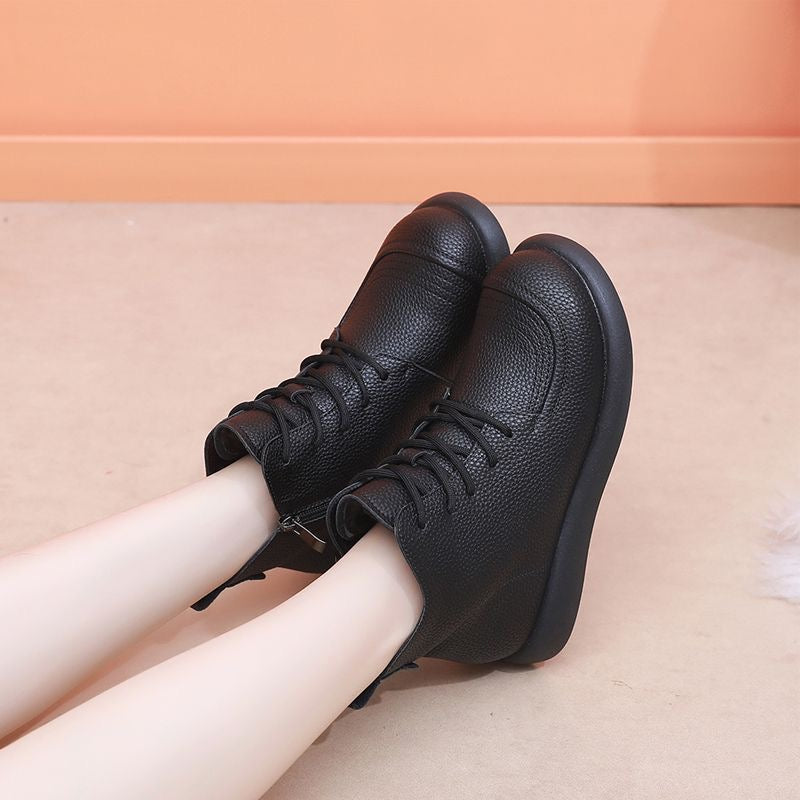 Botines para Mujer con Acabado Texturizado y Diseño Clásico