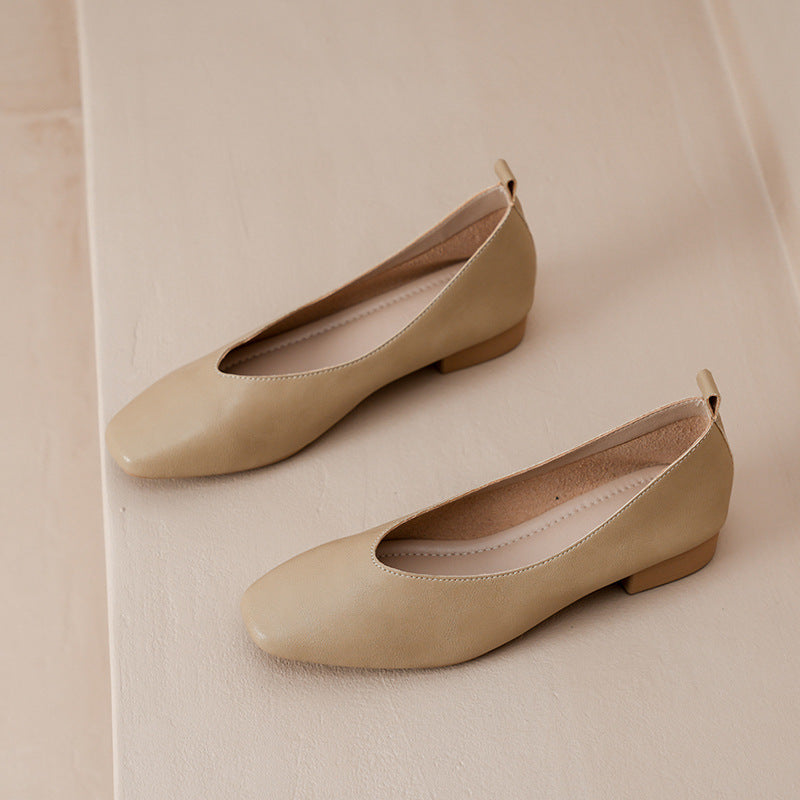 Zapatos de piel de res con tacón medio para mujer