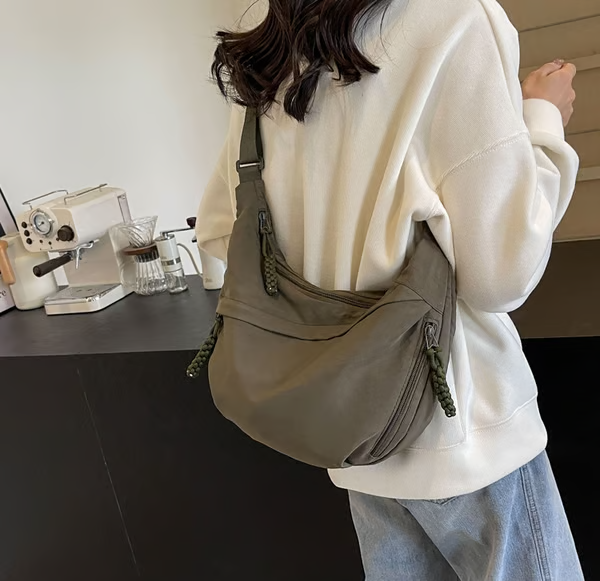 Venta directa de diseñador👜Bolso bandolera hobo de nailon liso para mujer