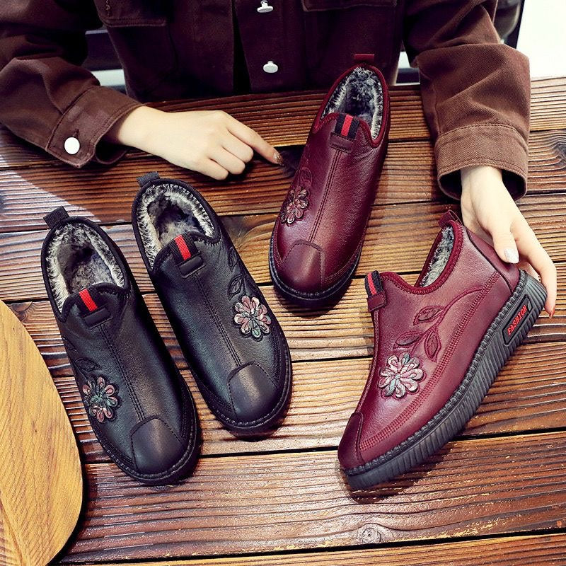Zapatos de algodón bordados con suela suave