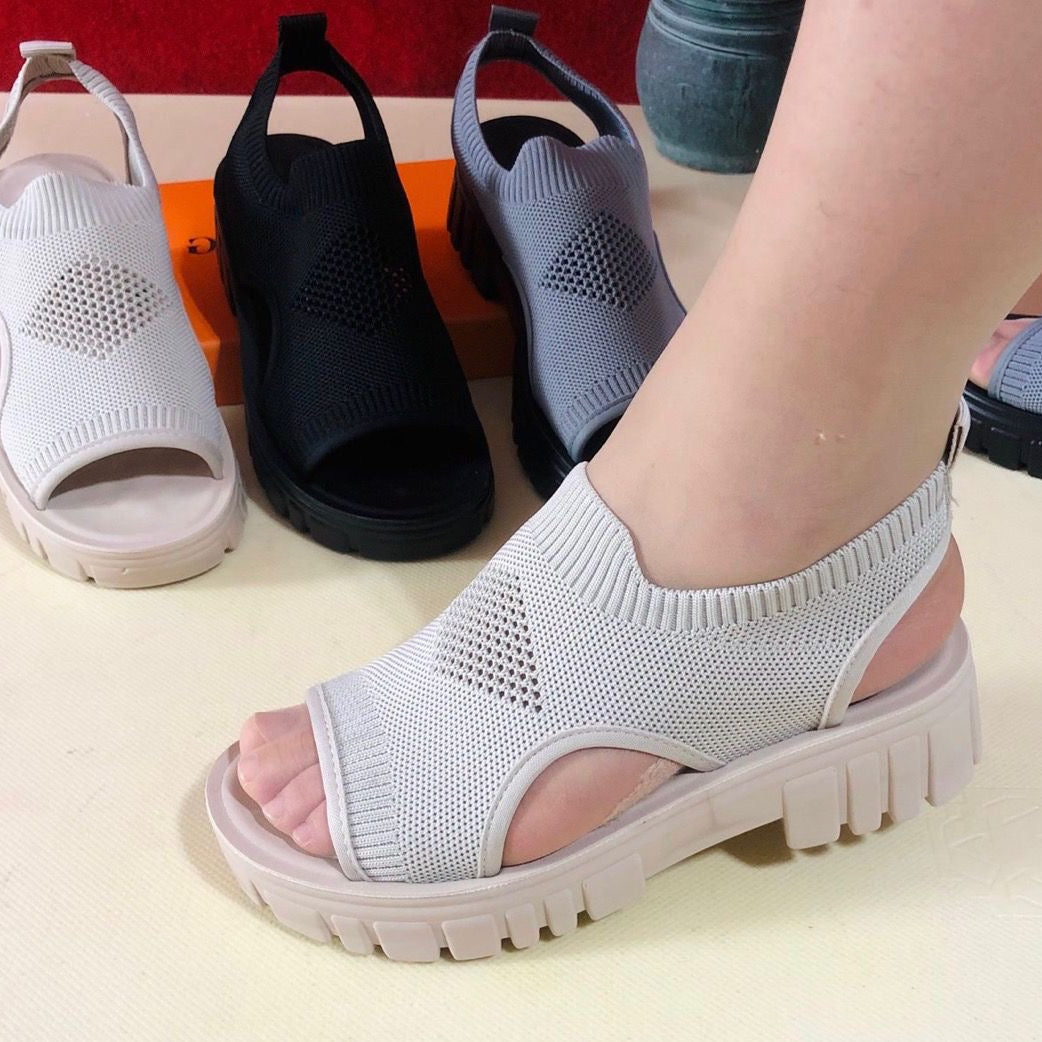 Sandalias tejidas con malla transpirable de verano