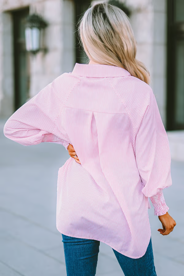 ✨💥Mid-length smocked shirt with striped lapel and oversized drawdown sleeves