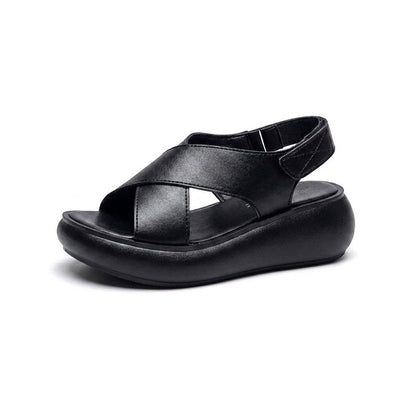Sandalias con tiras en la parte posterior