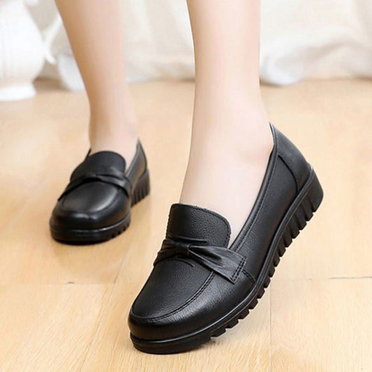 2025 Zapatos de piel con suela blanda y punta redonda