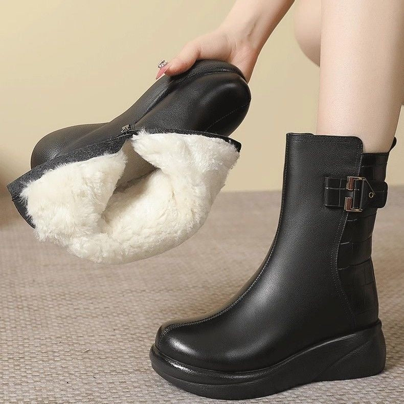 Botas cortas de suela gruesa con hebilla para señora