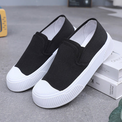Mocasines de suela blanda con punta redonda