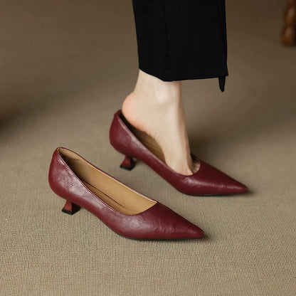 Tacones de punta afilada estilo francés