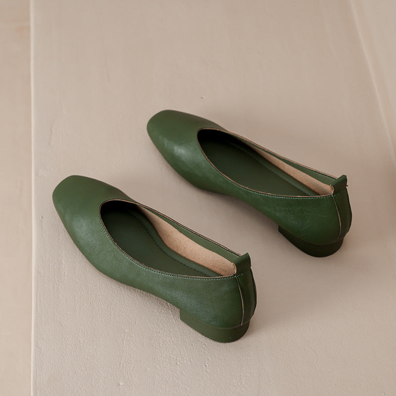 Zapatos de piel de res con tacón medio para mujer