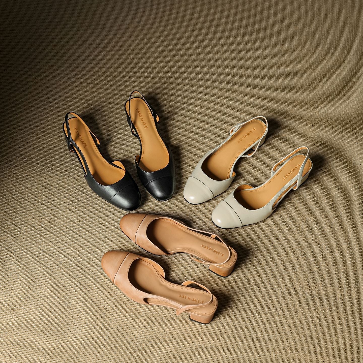 Sandalias de tacón de cuña con diseño combinado y estilo retro