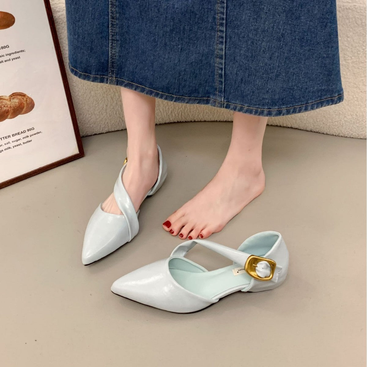 Sandalias de diseño minimalista con elevación interna y estilo elegante