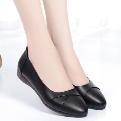 Zapatos para mujer de piel suave con suela de goma flexible y cómoda