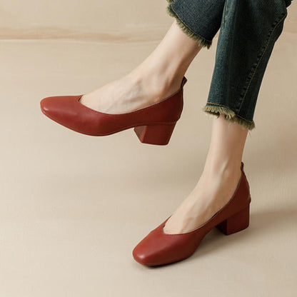 Zapatos de piel de res con tacón medio para mujer