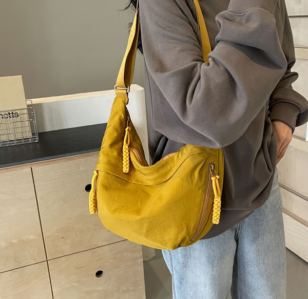 Venta directa de diseñador👜Bolso bandolera hobo de nailon liso para mujer